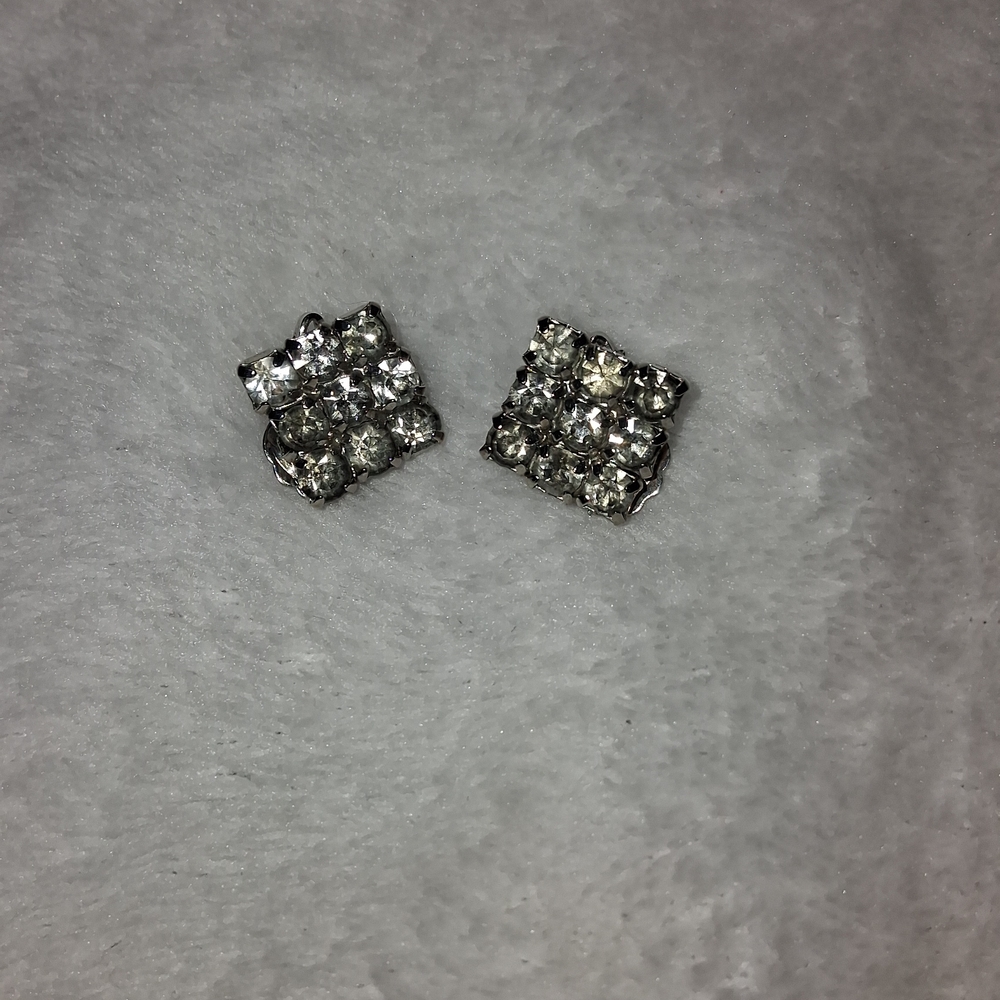 Vintage Crystal Clip On Earrings